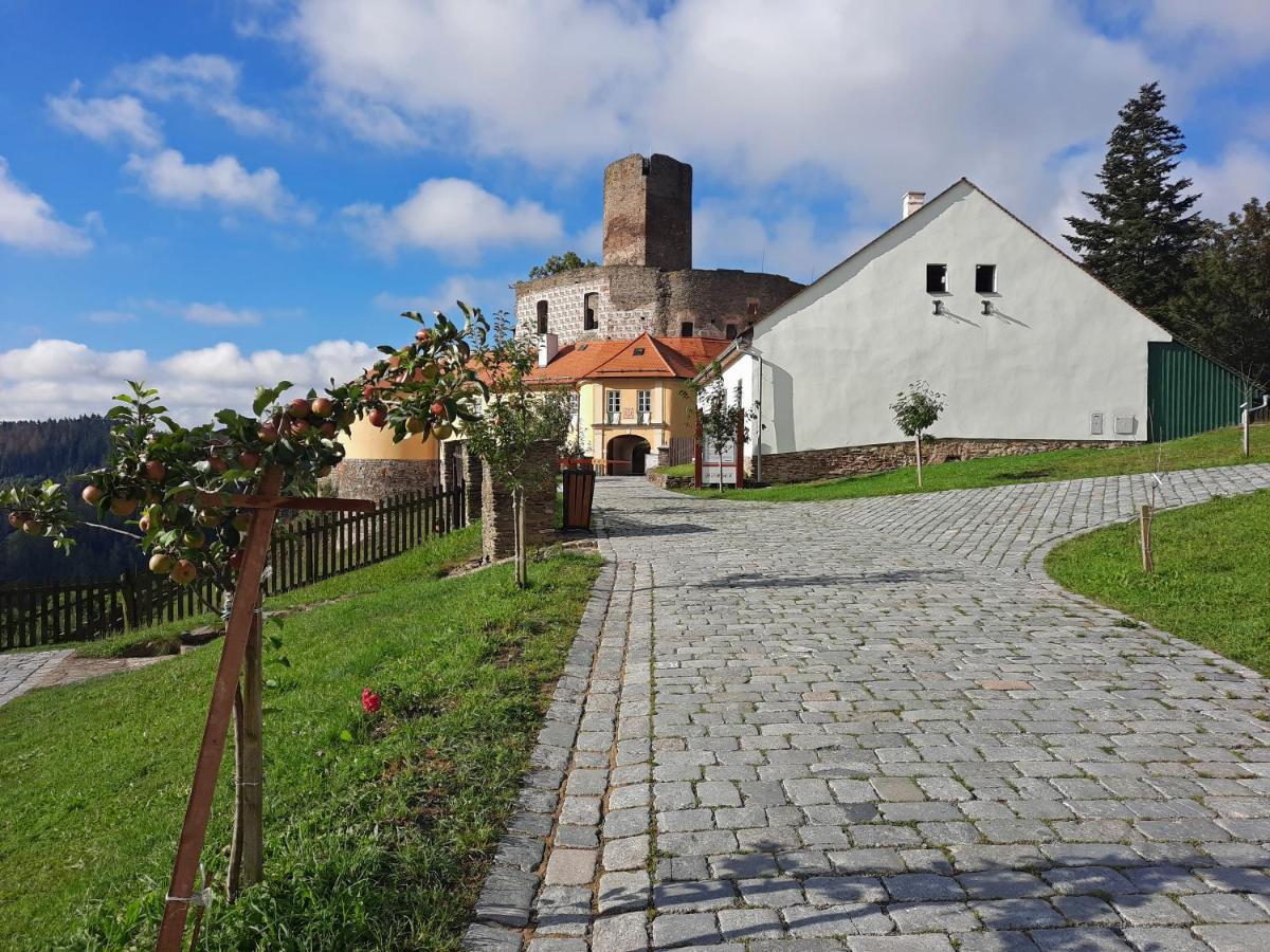 Penzion Hradu Svojanov Hotel Svojanov  Eksteriør billede