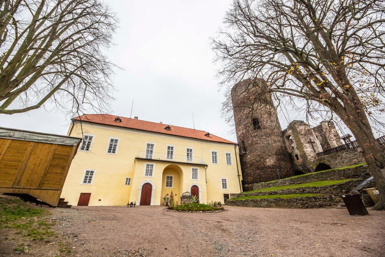 Penzion Hradu Svojanov Hotel Svojanov  Eksteriør billede